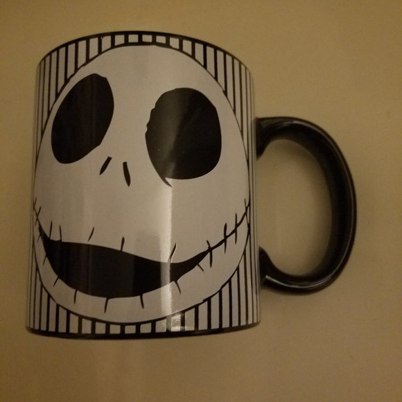 The Nightmare Before Christmas Mug - 20 Ounce Mug - Picture 2 of 4